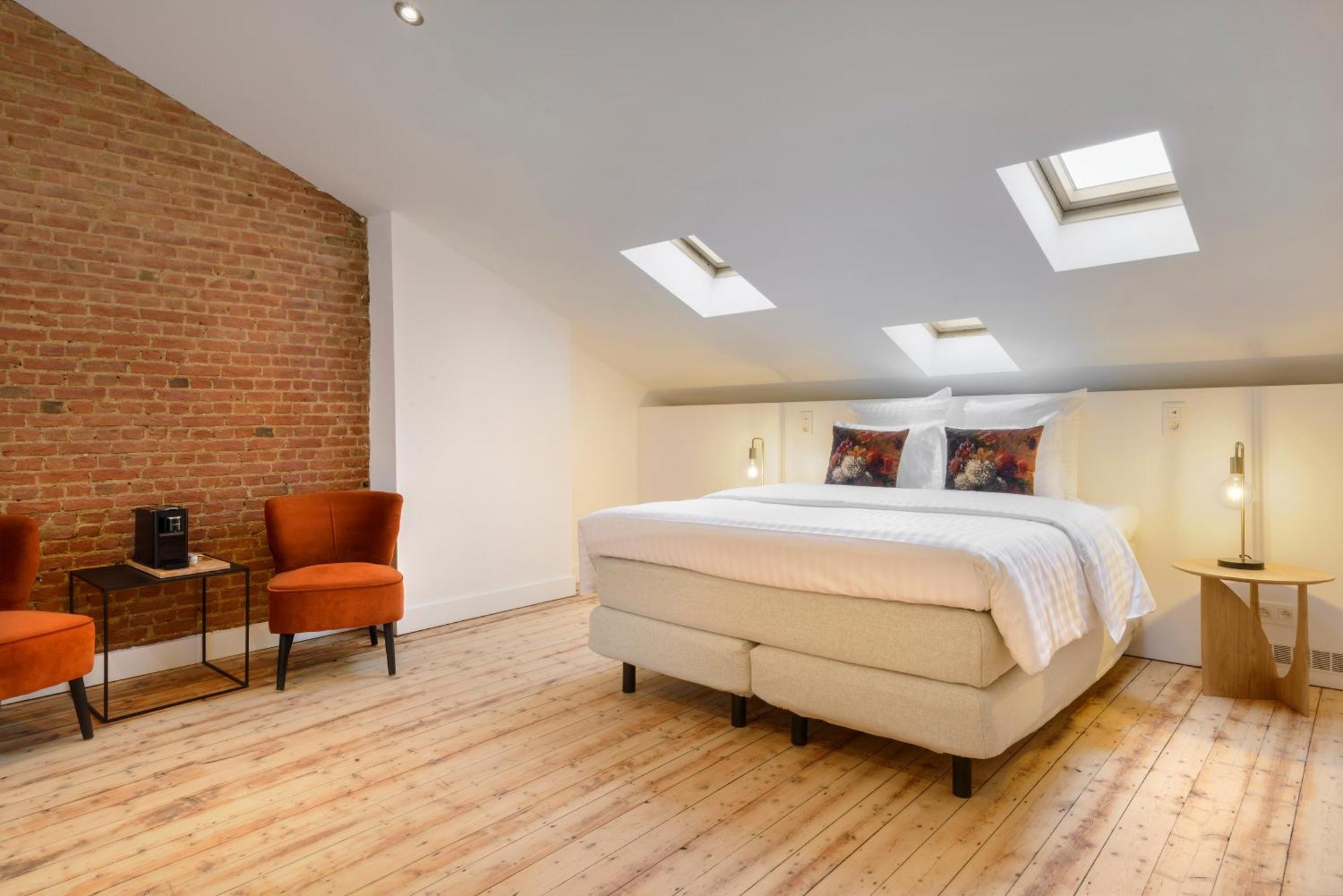 Our Bird'S Nest In The Heart Of Antwerp Hotel ภายนอก รูปภาพ
