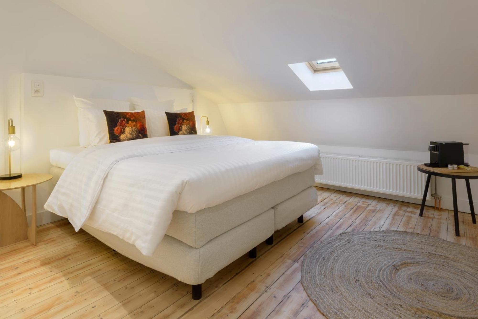 Our Bird'S Nest In The Heart Of Antwerp Hotel ภายนอก รูปภาพ